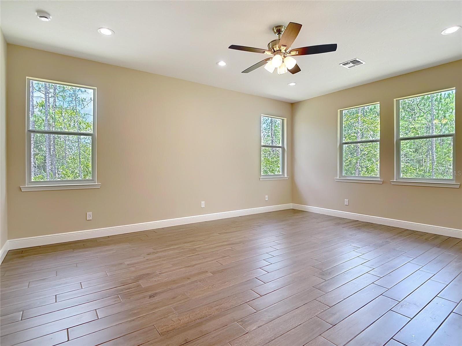 Single Family Residence at 19041 MARDI GRAS ST, ORLANDO, photo 14 of 57