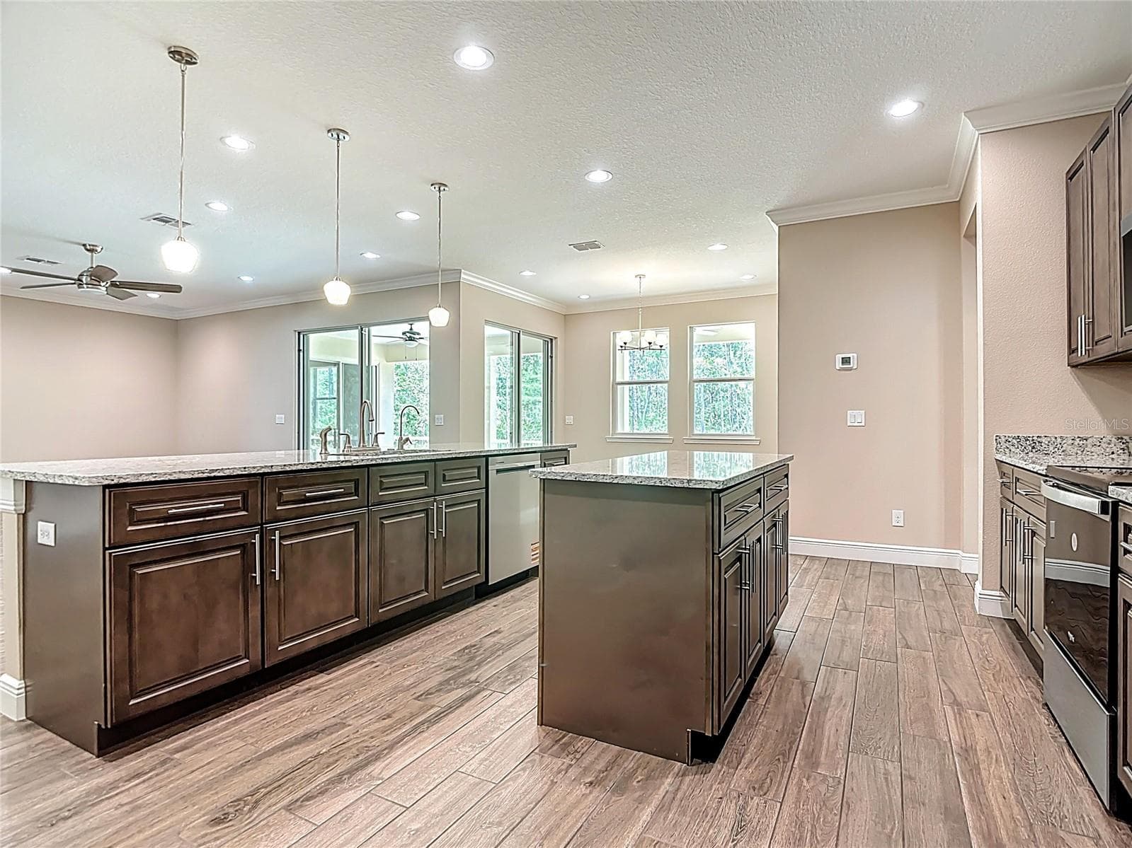 Single Family Residence at 19041 MARDI GRAS ST, ORLANDO, photo 22 of 57