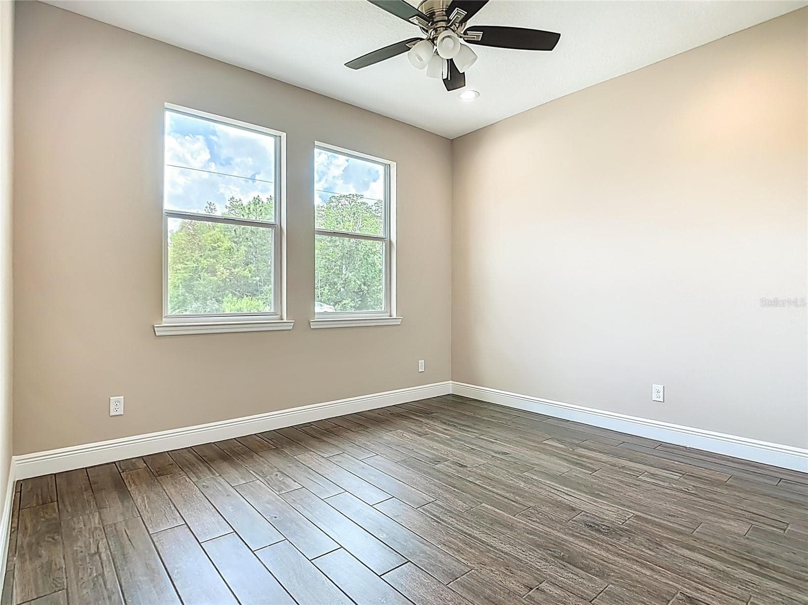 Single Family Residence at 19041 MARDI GRAS ST, ORLANDO, photo 29 of 57