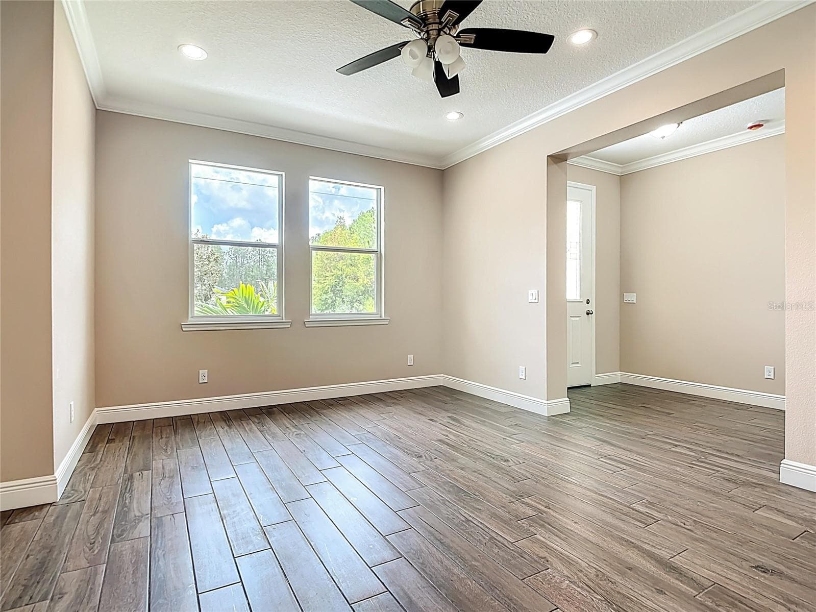 Single Family Residence at 19041 MARDI GRAS ST, ORLANDO, photo 32 of 57