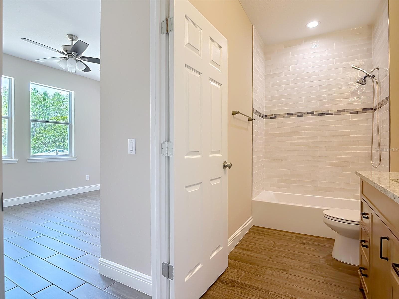 Single Family Residence at 19041 MARDI GRAS ST, ORLANDO, photo 54 of 57