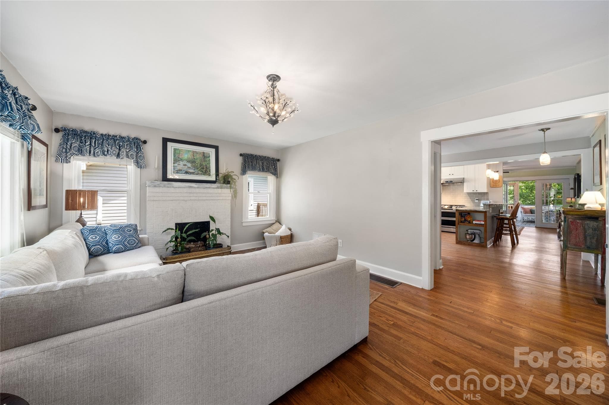 Single Family Residence at Asheville, photo 4 of 31