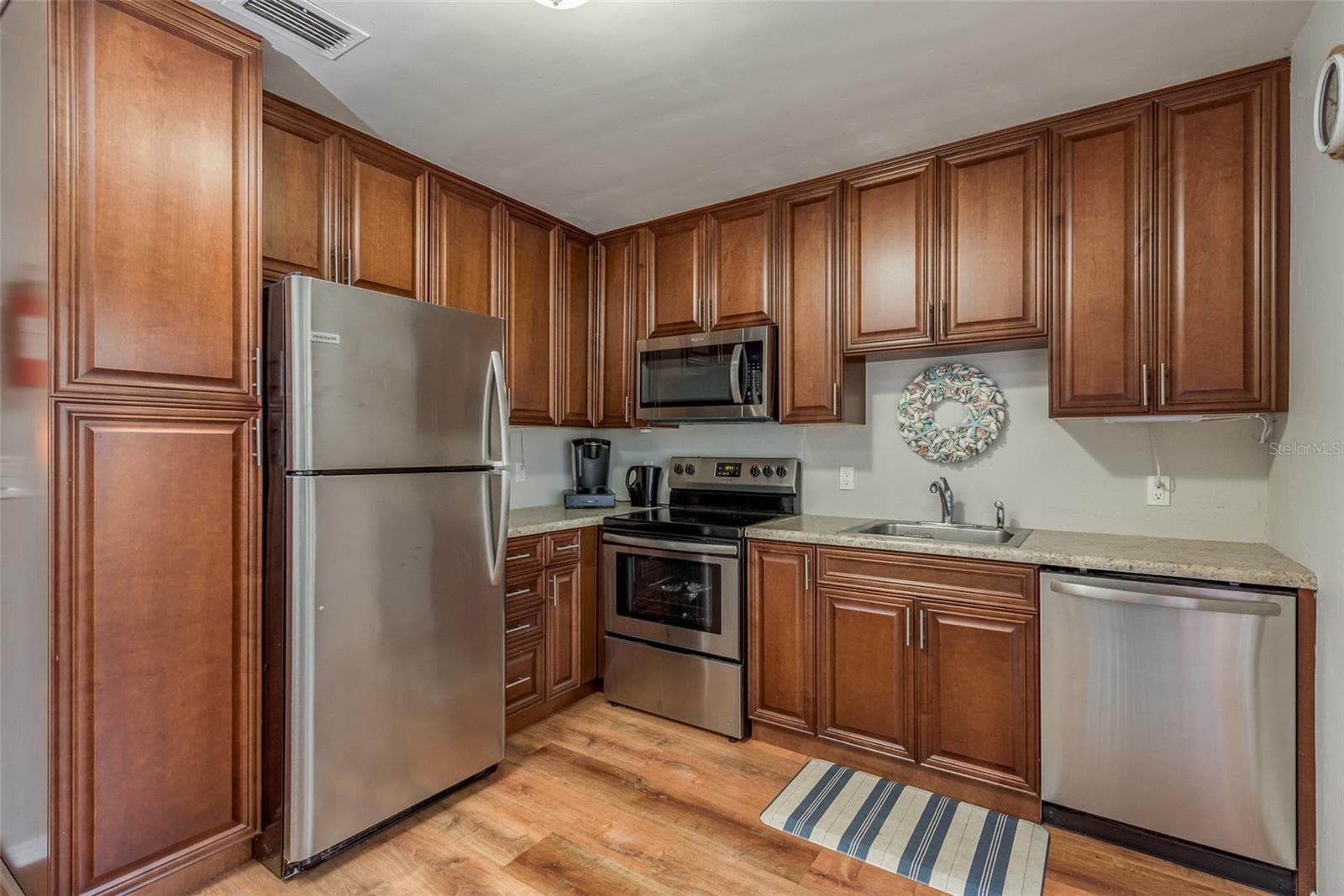 Single Family Residence at 1253 UNION ST, CLEARWATER, photo 3 of 48