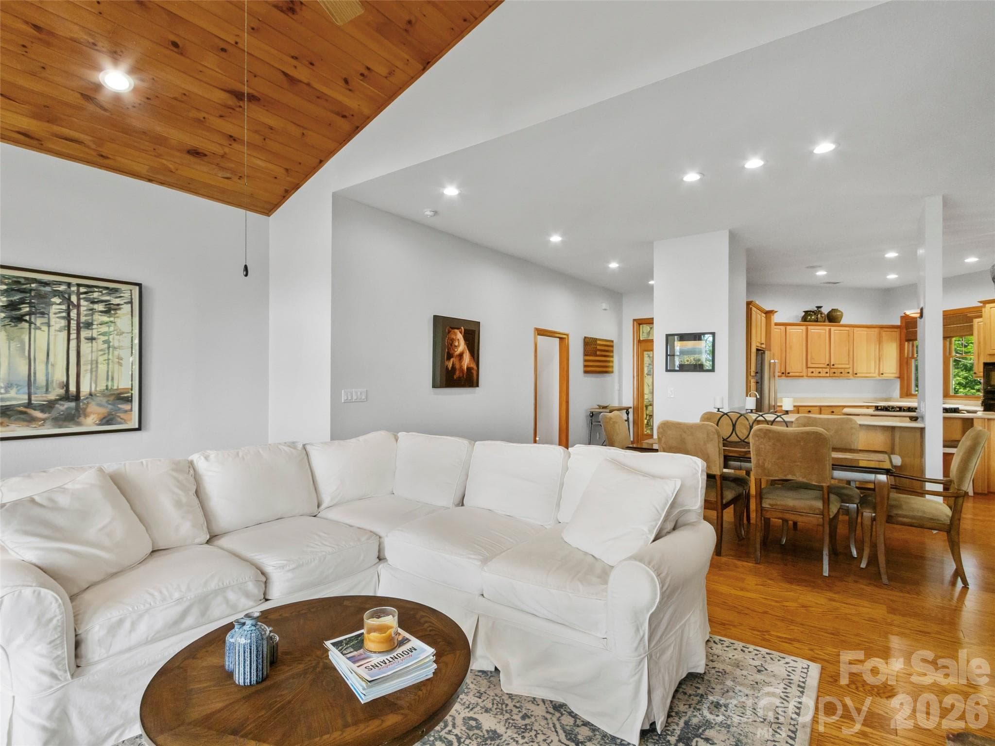 Condominium at Burnsville, photo 4 of 43