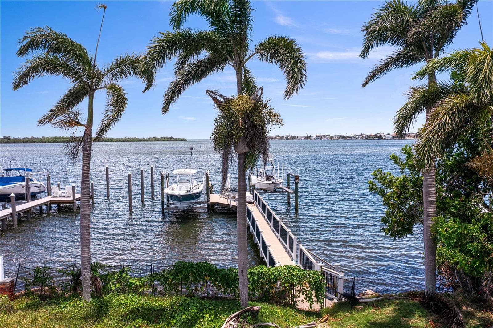 Land at 6527 BAYOU GRANDE BLVD NE, ST PETERSBURG, photo 2 of 26