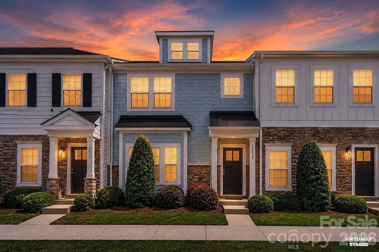 Townhouse at Huntersville, photo 3 of 33
