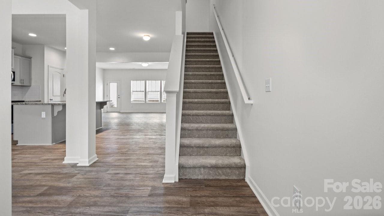 Townhouse at Huntersville, photo 4 of 33