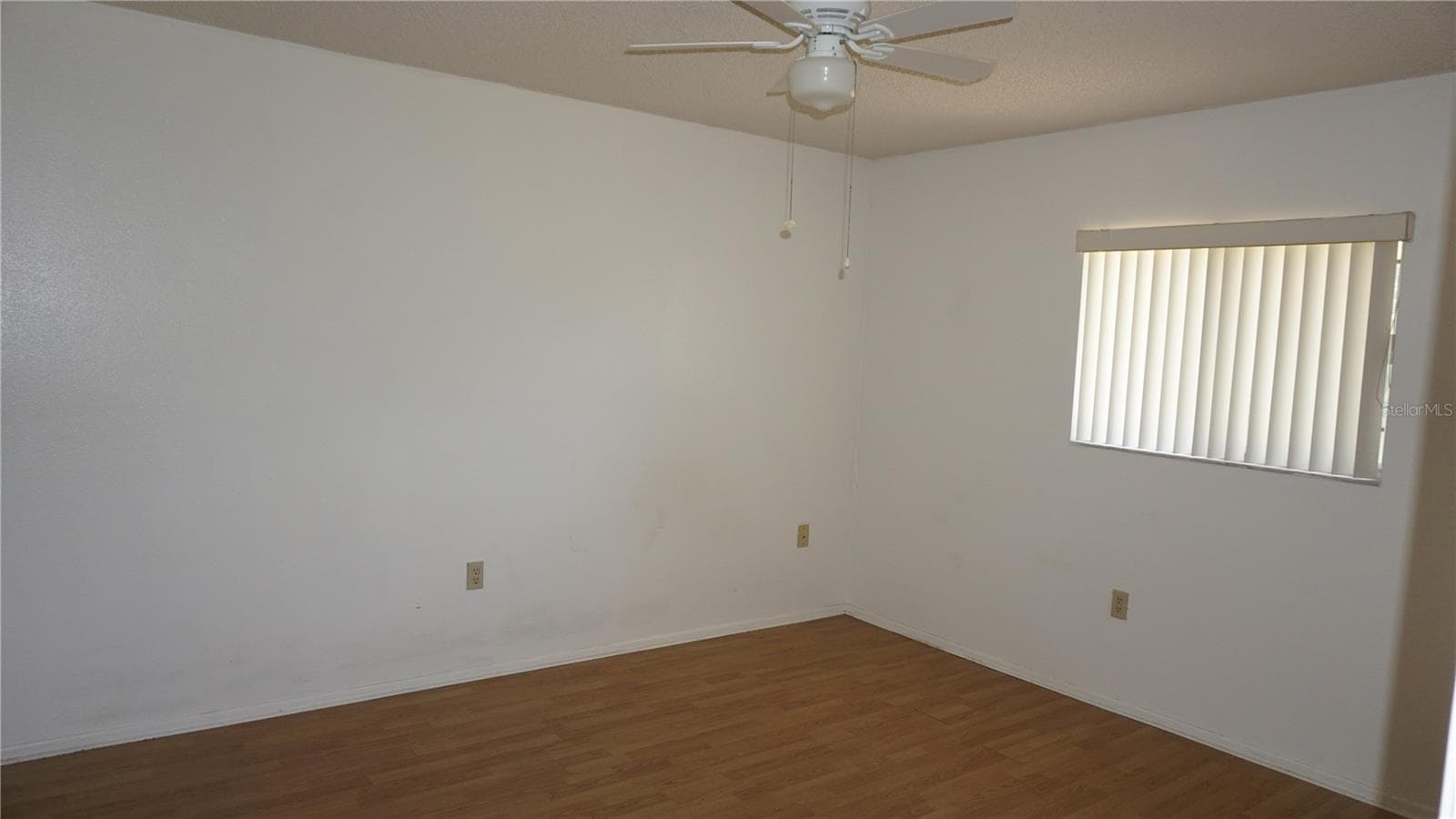 Condominium at 12543 DEARBORN DR, HUDSON, photo 8 of 25