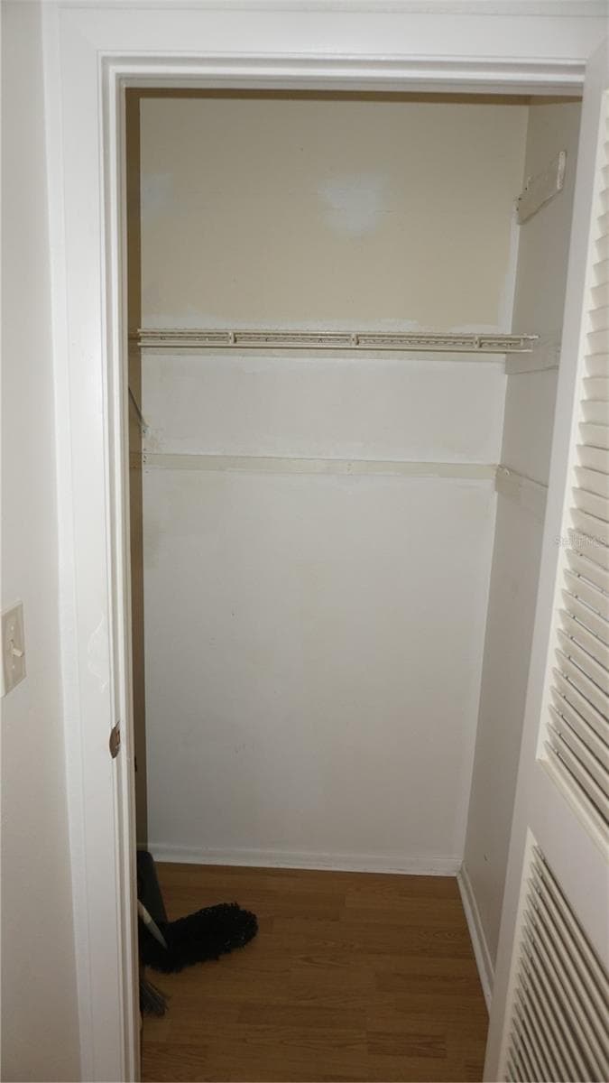 Condominium at 12543 DEARBORN DR, HUDSON, photo 16 of 25