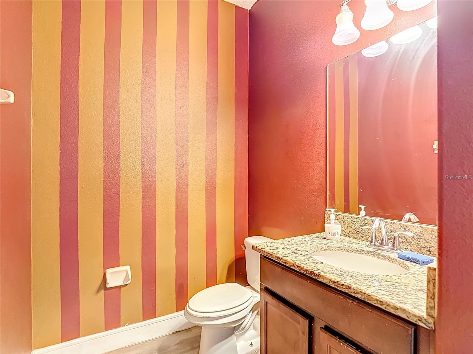 Townhouse at 4442 FENNWOOD CT, WESLEY CHAPEL, photo 18 of 40