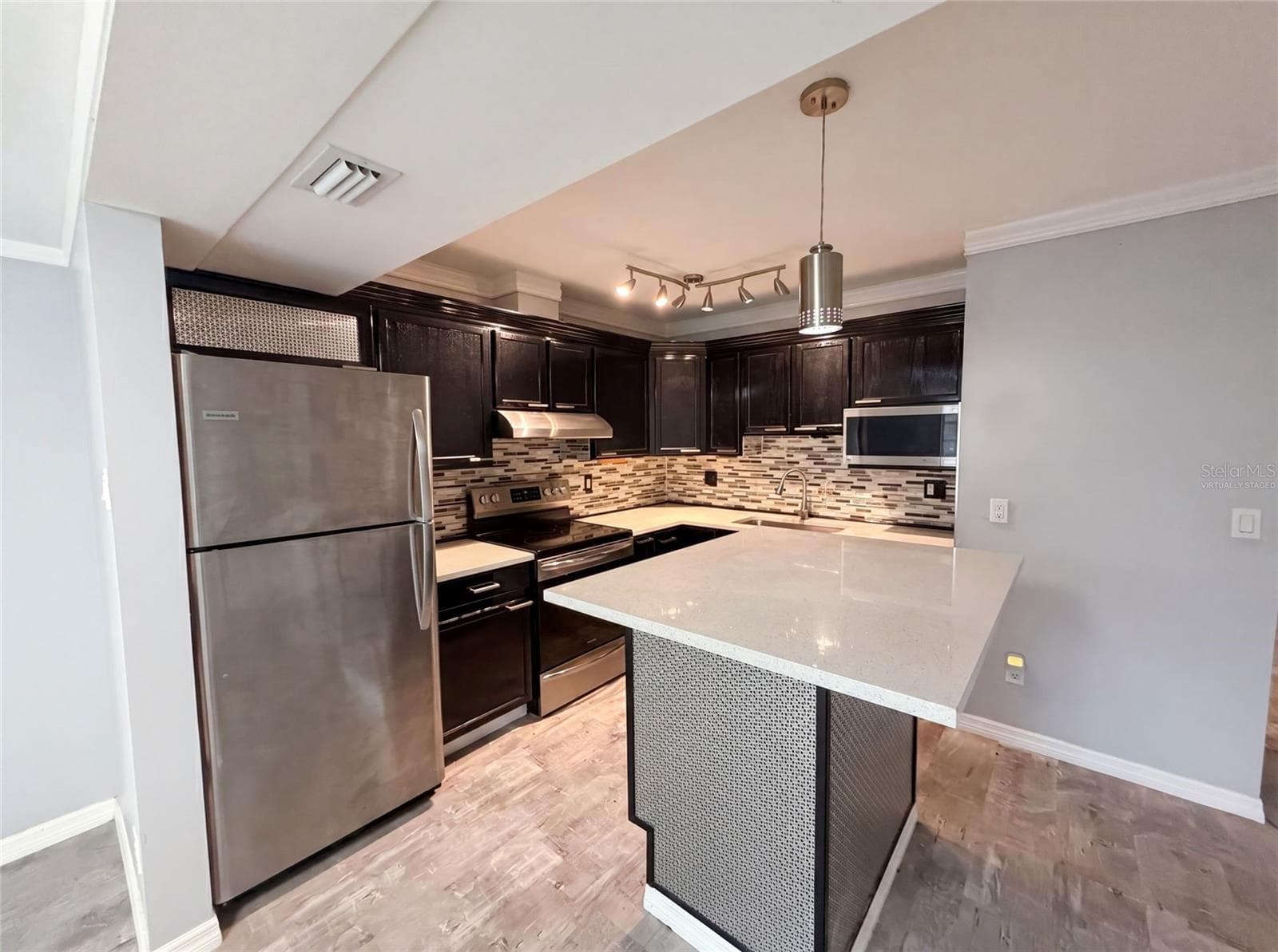 Virtually Staged - 2308 S PARK AVE, SANFORD