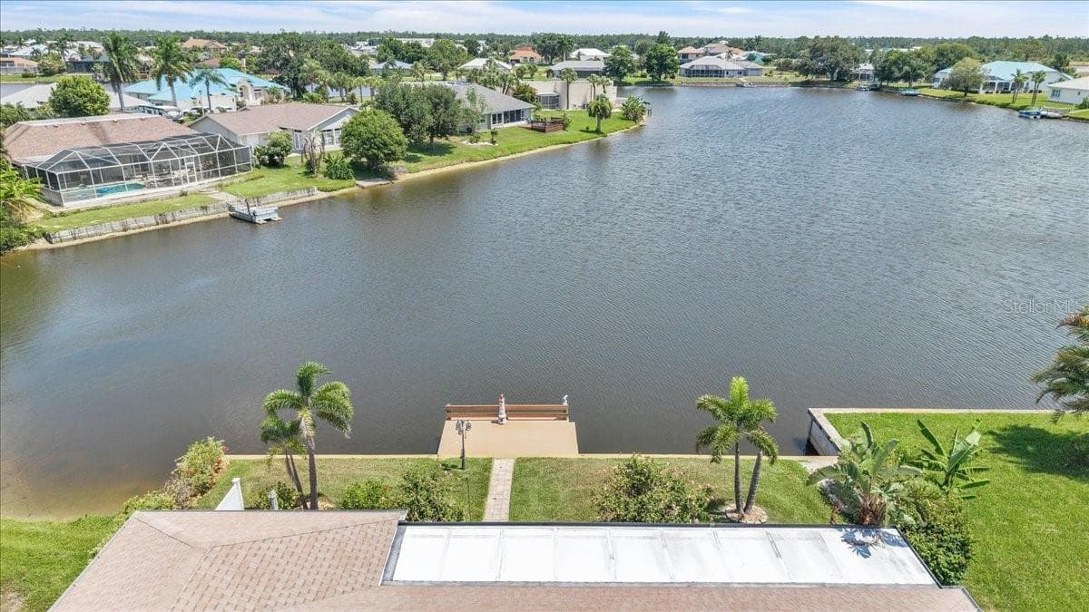 Single Family Residence at 11614 SW COURTLY MANOR DR, LAKE SUZY, photo 2 of 49