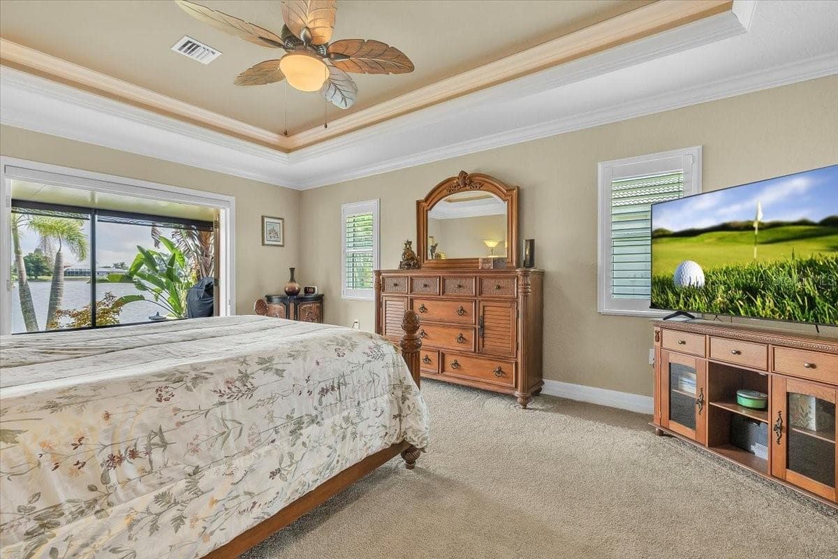 Single Family Residence at 11614 SW COURTLY MANOR DR, LAKE SUZY, photo 17 of 49