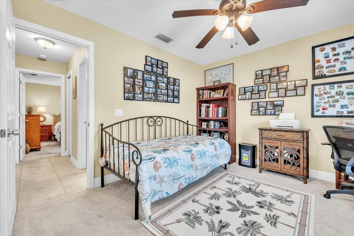 Single Family Residence at 11614 SW COURTLY MANOR DR, LAKE SUZY, photo 27 of 49