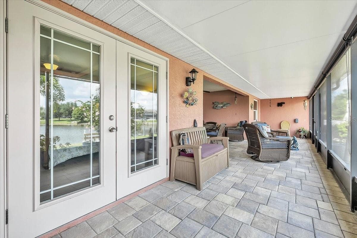 Single Family Residence at 11614 SW COURTLY MANOR DR, LAKE SUZY, photo 32 of 49