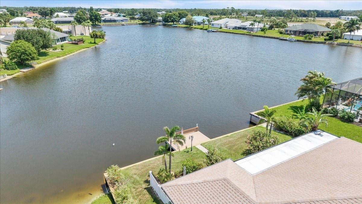 Single Family Residence at 11614 SW COURTLY MANOR DR, LAKE SUZY, photo 41 of 49