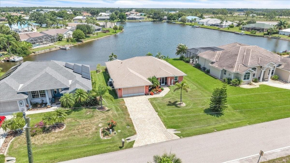 Single Family Residence at 11614 SW COURTLY MANOR DR, LAKE SUZY, photo 45 of 49