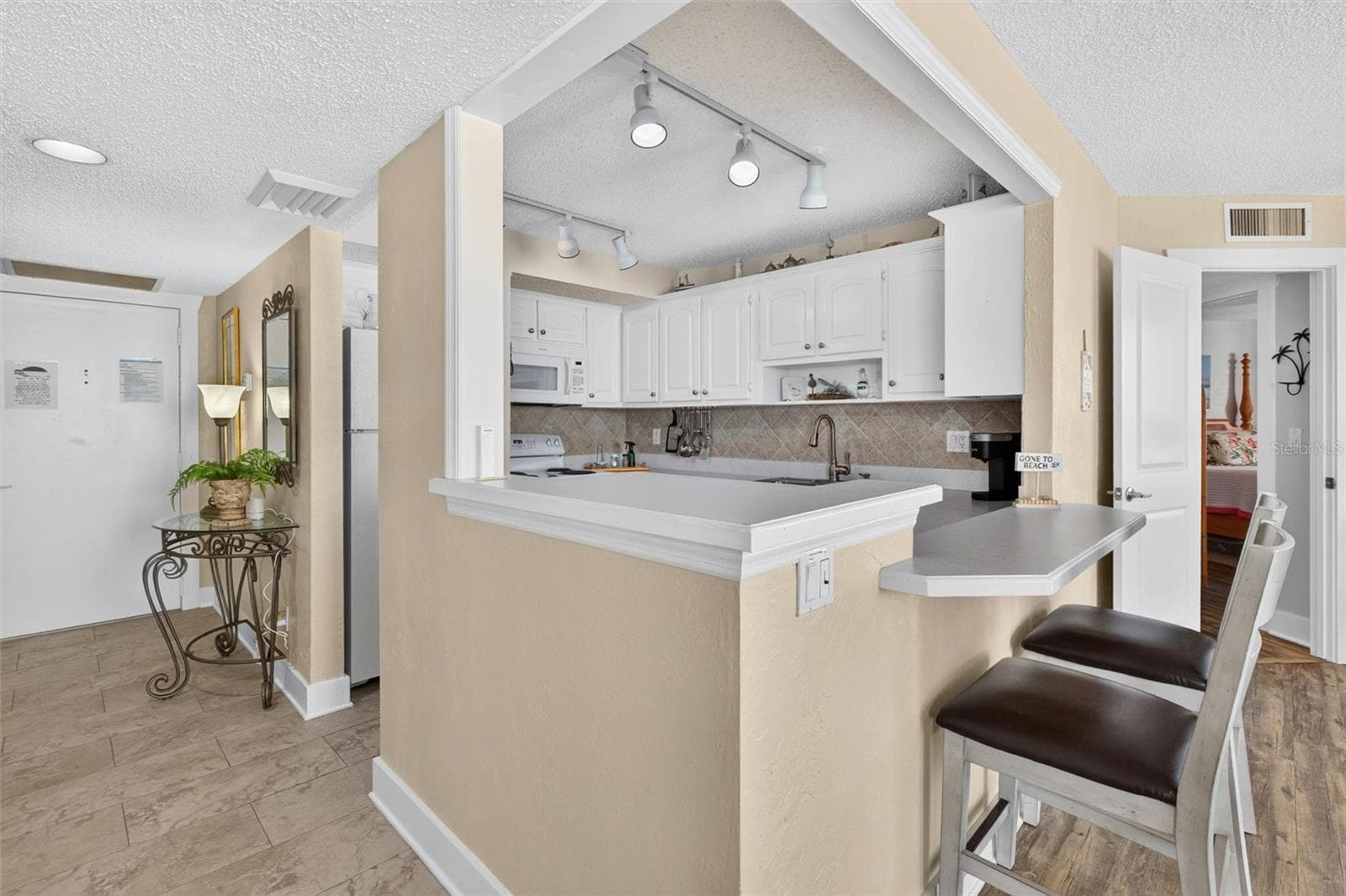 Condominium at 3047 S ATLANTIC AVE #705, DAYTONA BEACH, photo 27 of 59
