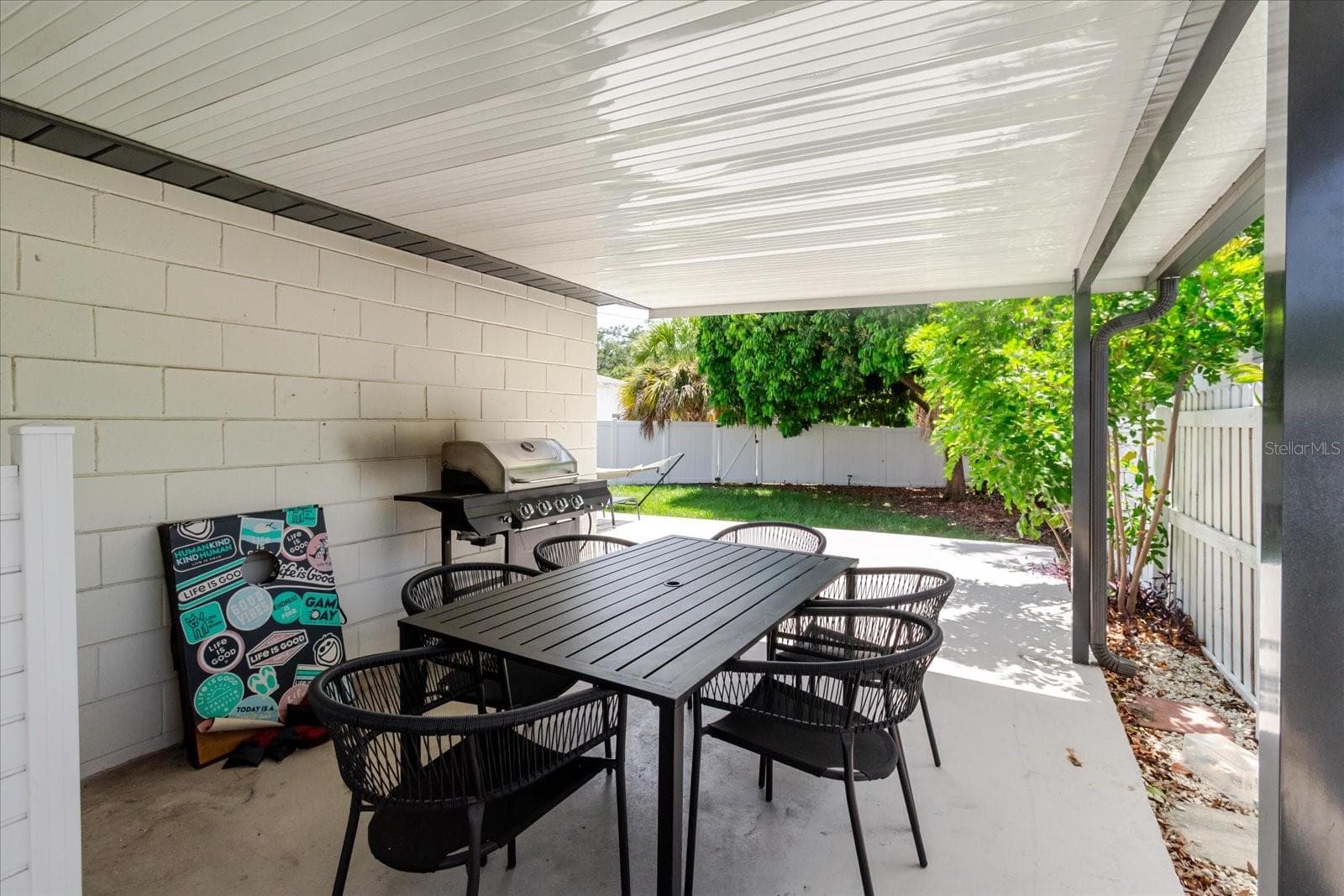 Single Family Residence at 916 17TH ST N, ST PETERSBURG, photo 42 of 67