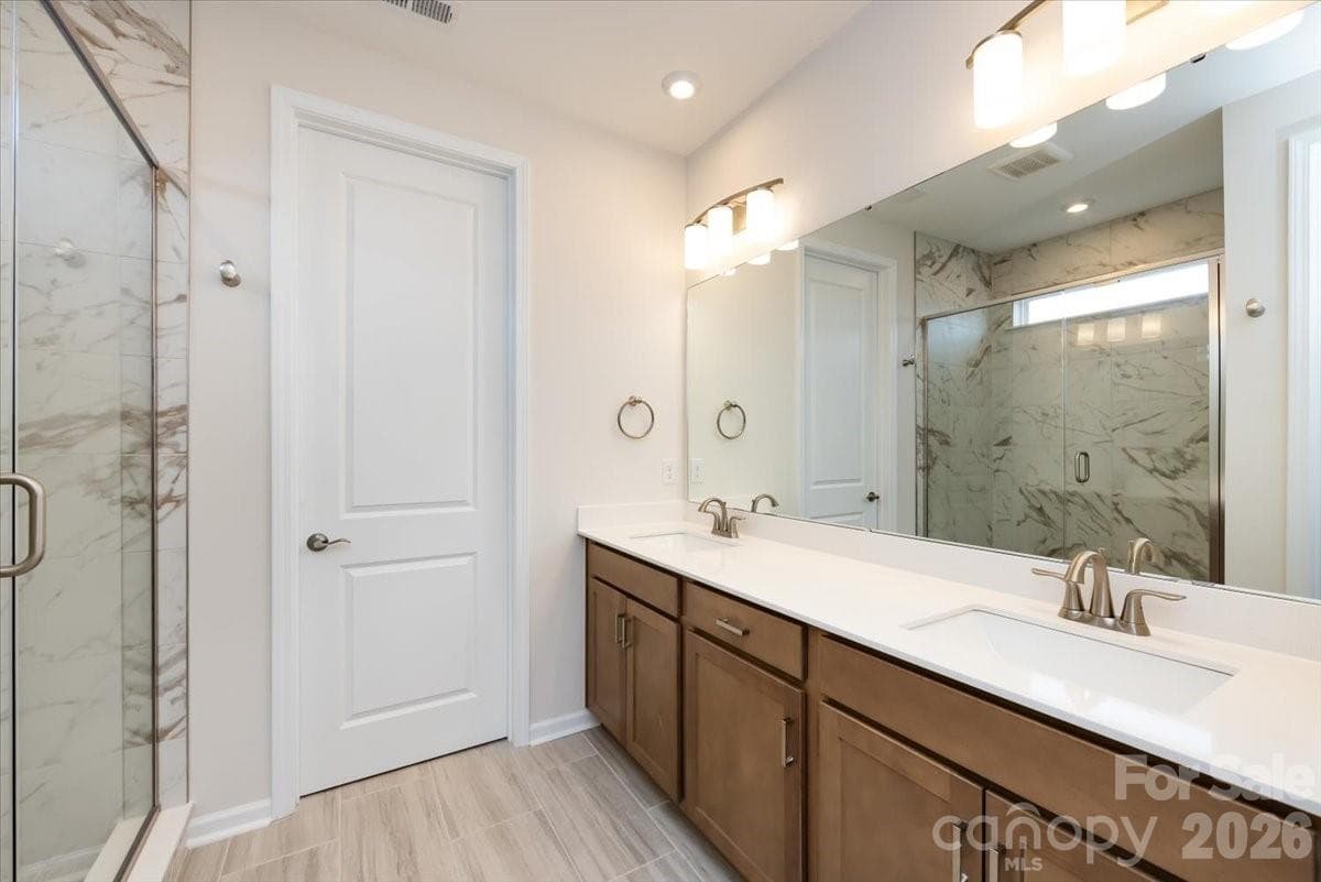 Dual vanity primary bathroom - Charlotte