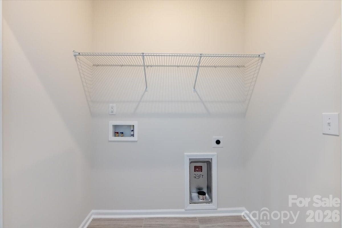 Laundry room - Charlotte