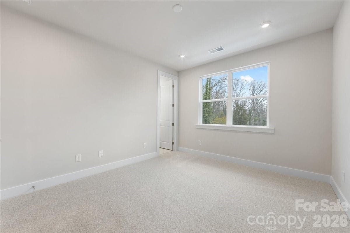 Primary bedroom - Charlotte