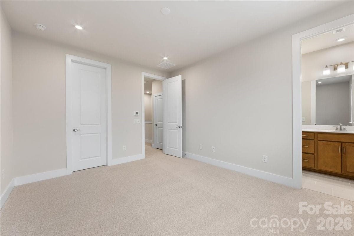 Primary suite - Charlotte