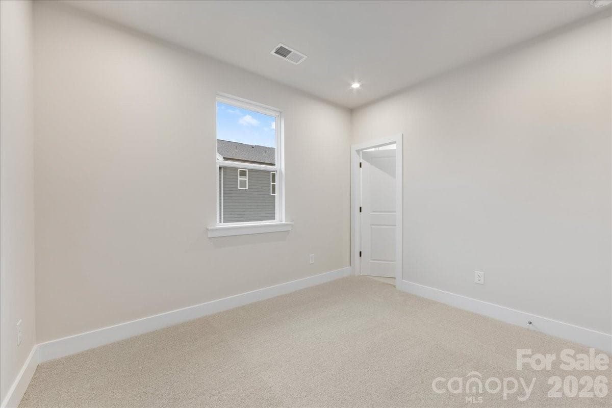 Secondary bedroom - Charlotte