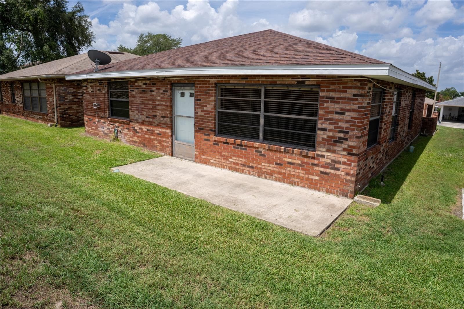 Single Family Residence at 661 LAKE CAROLYN CIR, LAKELAND, photo 5 of 48