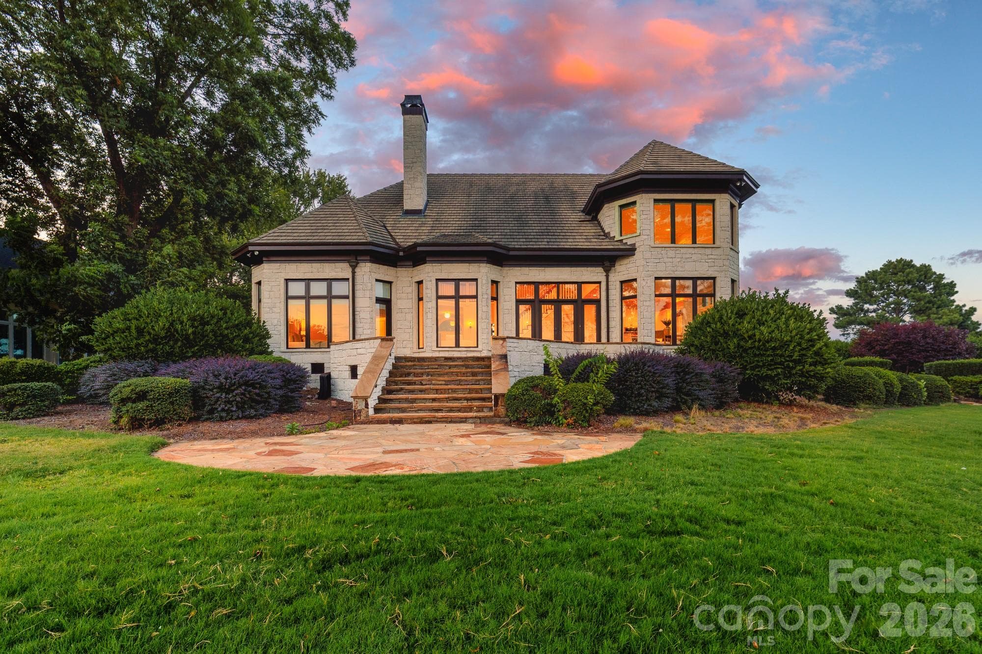 Single Family Residence at 18212 Pompano Place, Cornelius, photo 45 of 46