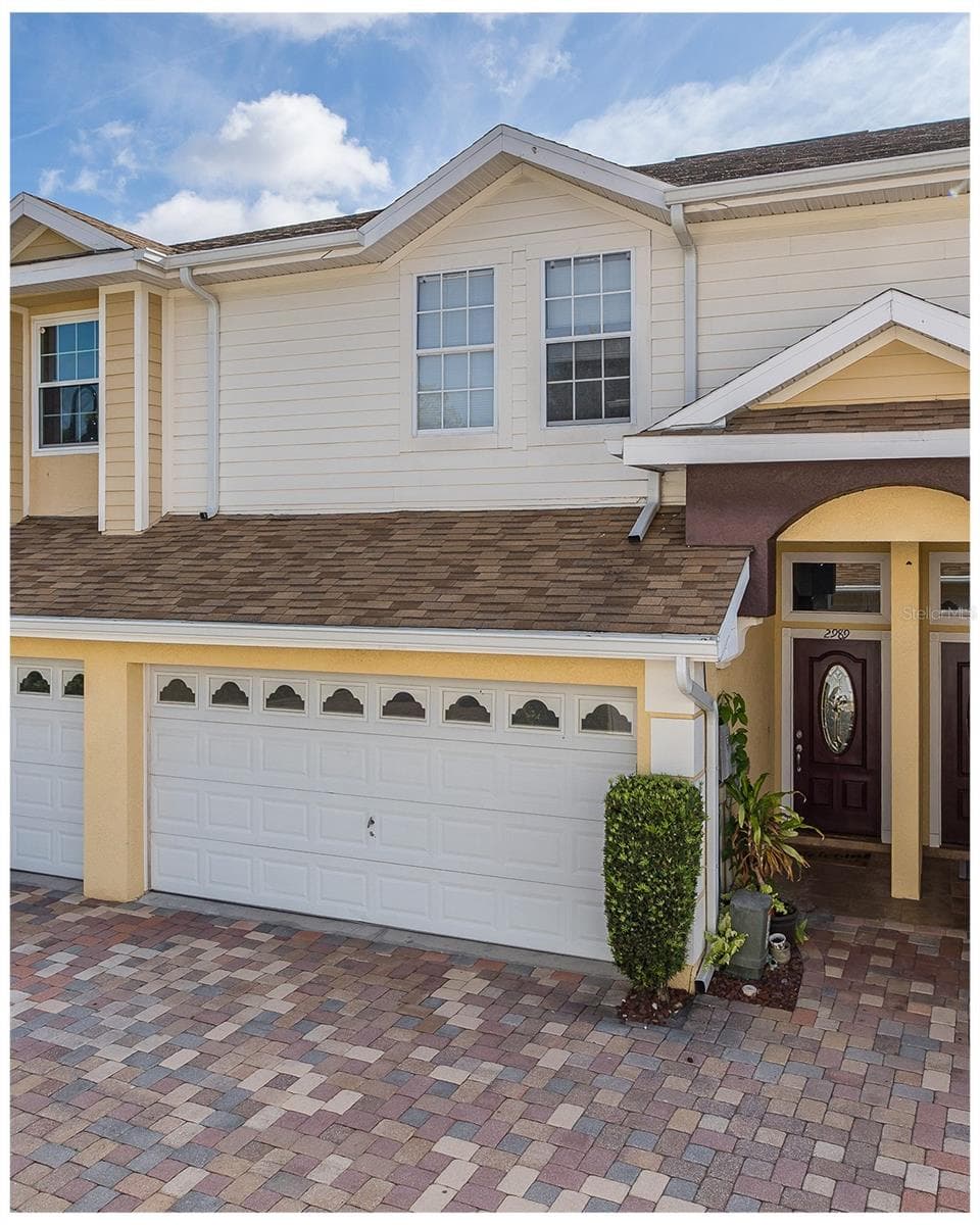 Townhouse at 2989 ESTANCIA PL, CLEARWATER, photo 4 of 45