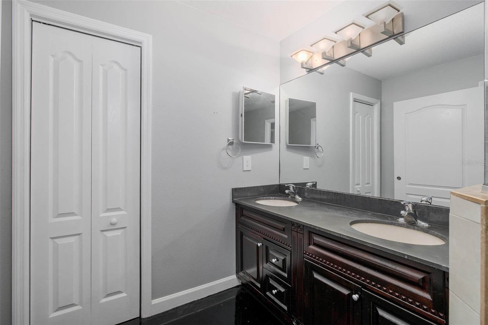 Townhouse at 2989 ESTANCIA PL, CLEARWATER, photo 26 of 45