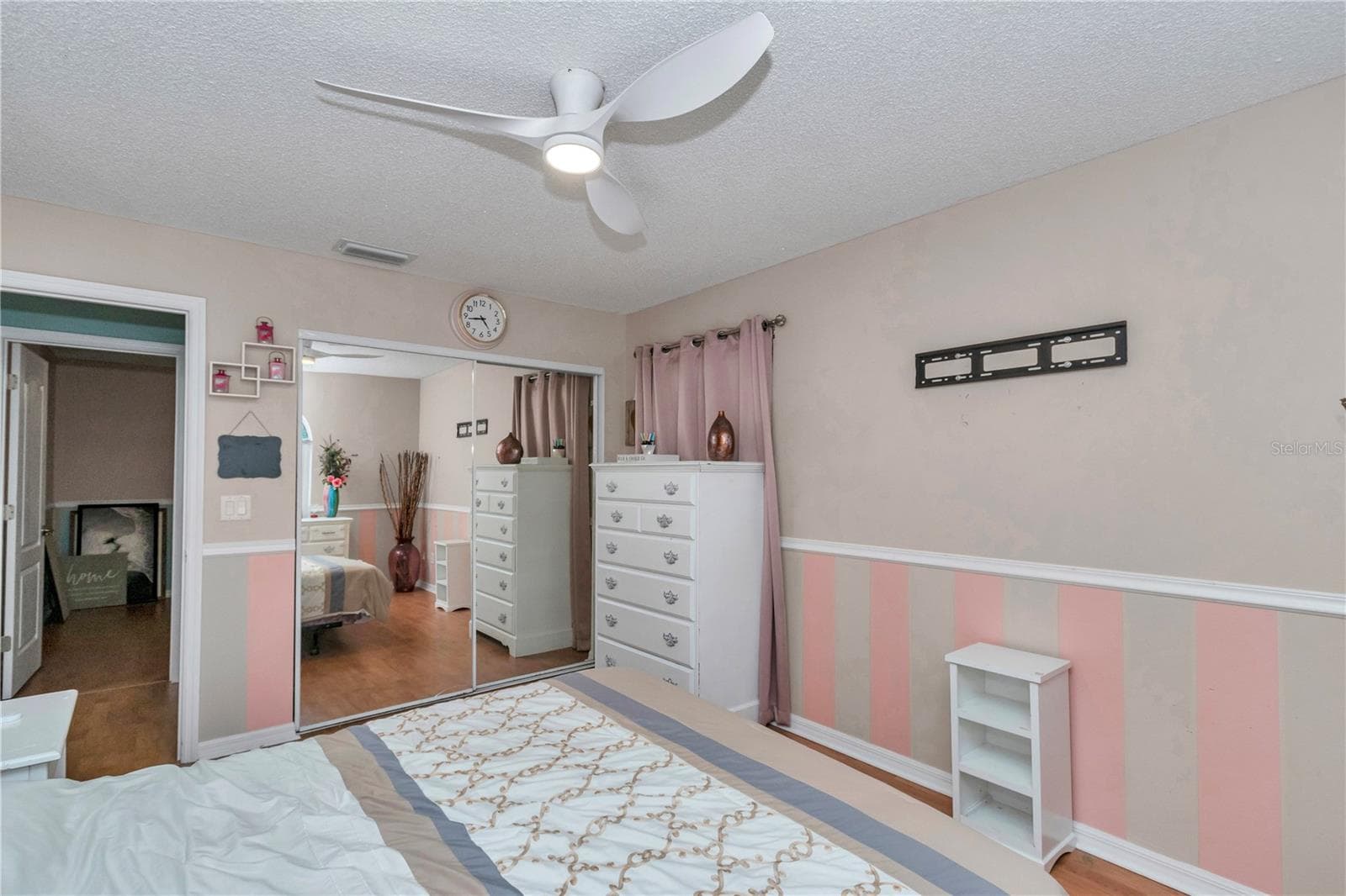 Single Family Residence at 14147 SW 33 CT RD, OCALA, photo 14 of 41