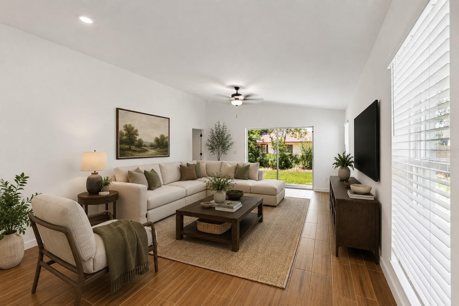 Virtually Staged - 614 BLACKTHORN DR, LAKELAND