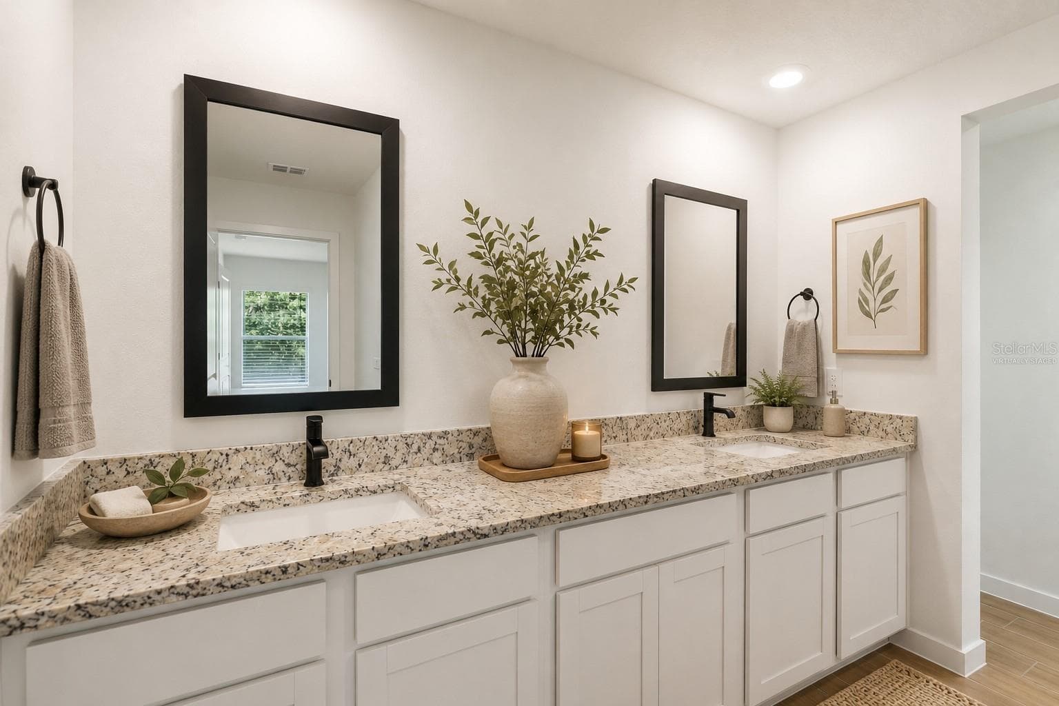Virtually Staged - 614 BLACKTHORN DR, LAKELAND
