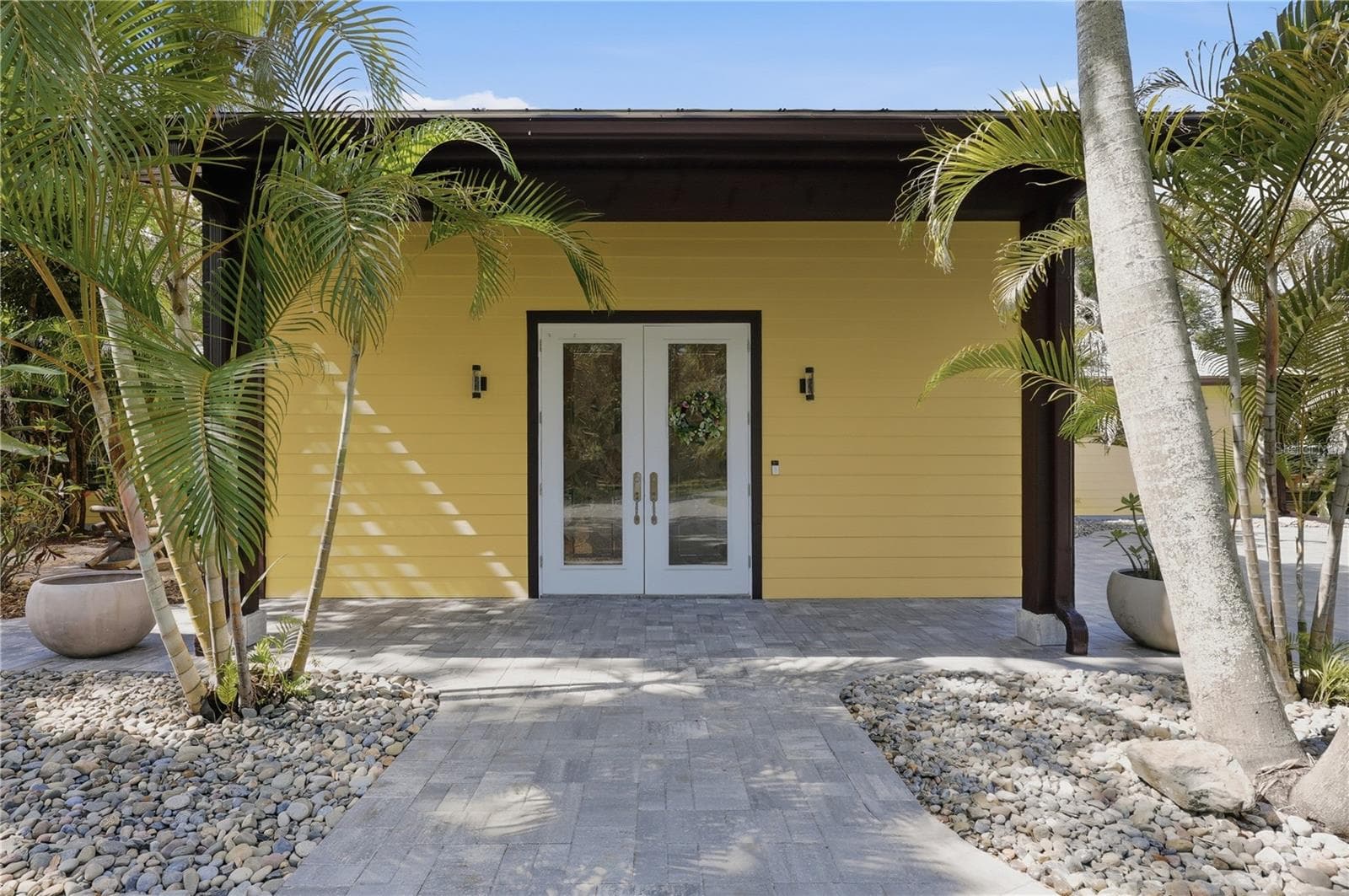 MAIN HOUSE ENTRANCEUNIT #A - 3348 ALAMO LN, SARASOTA