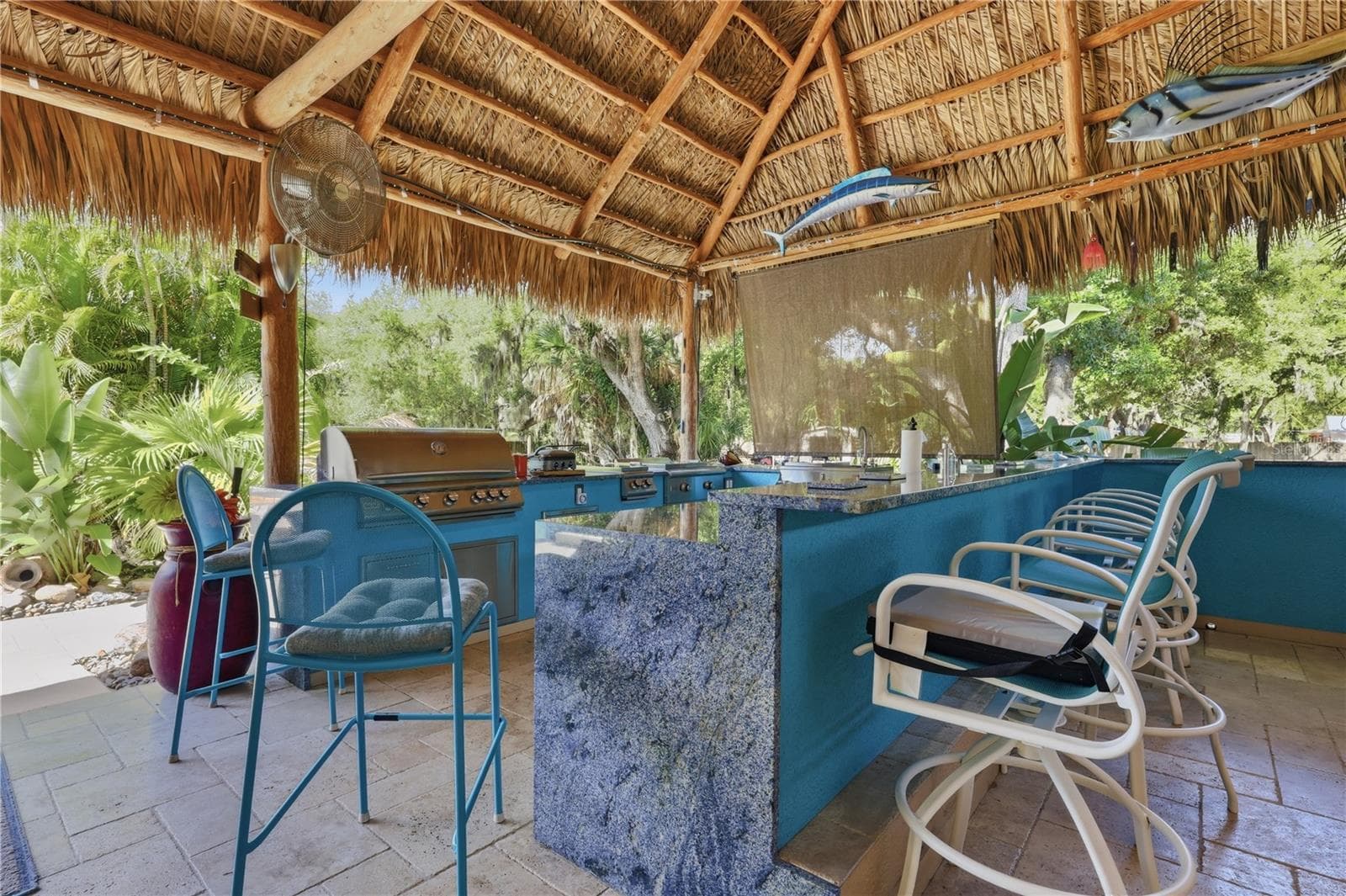 OUTDOOR BAR - 3348 ALAMO LN, SARASOTA