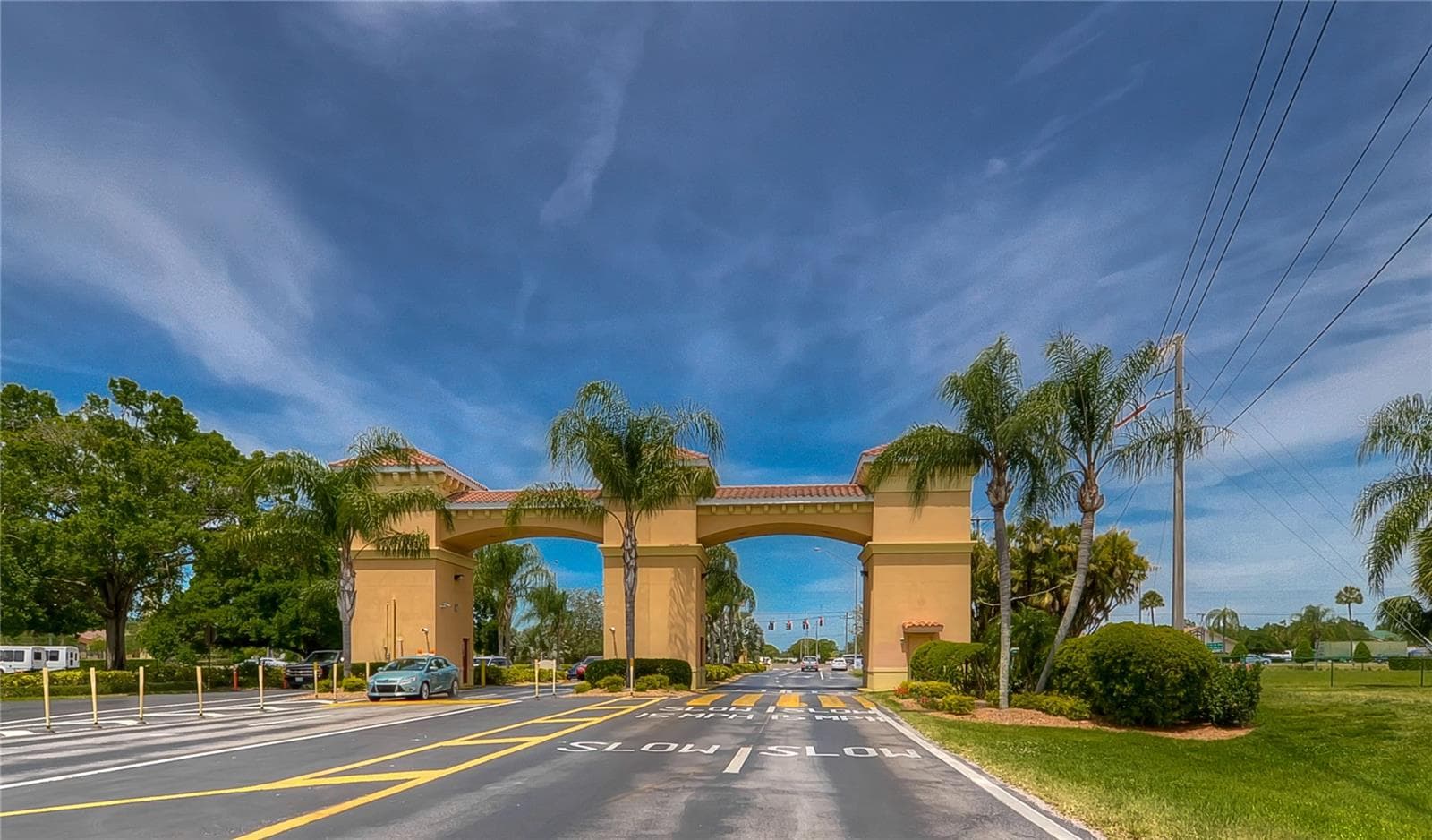 Low-maintenance lifestyle designed for convenience and enjoyment. - 818 MCCALLISTER AVE, SUN CITY CENTER