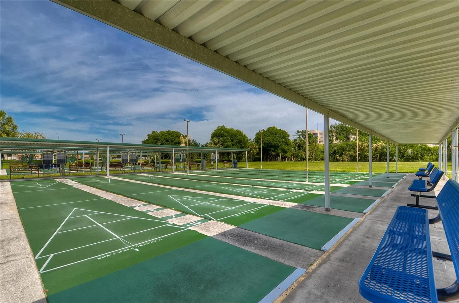 Championship golf opportunities within the community. - 818 MCCALLISTER AVE, SUN CITY CENTER