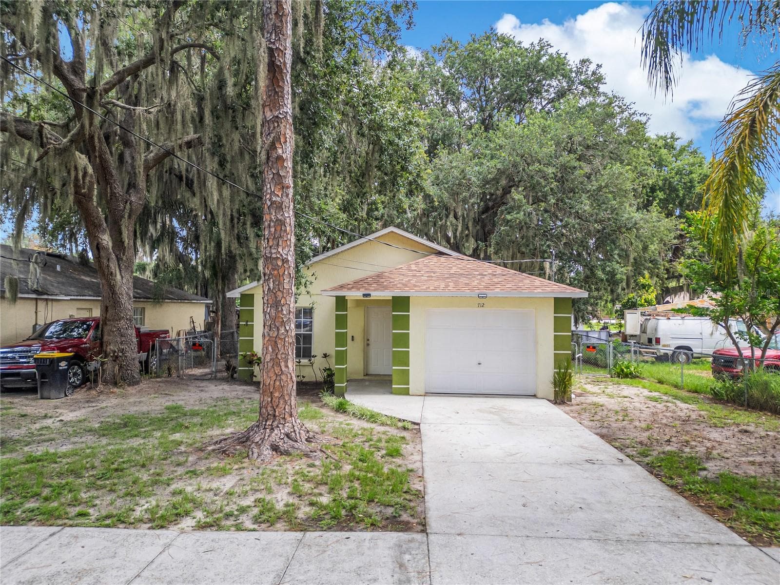 712 VIRGINIA AVE