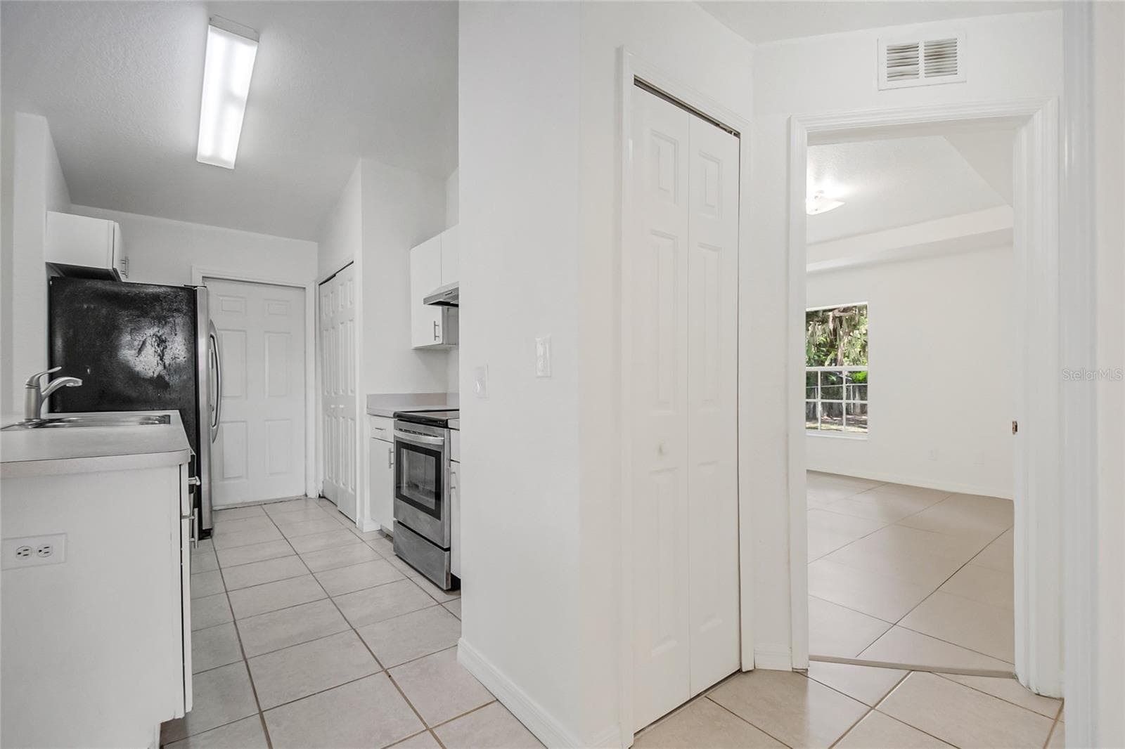 Single Family Residence at 712 VIRGINIA AVE, AUBURNDALE, photo 16 of 34