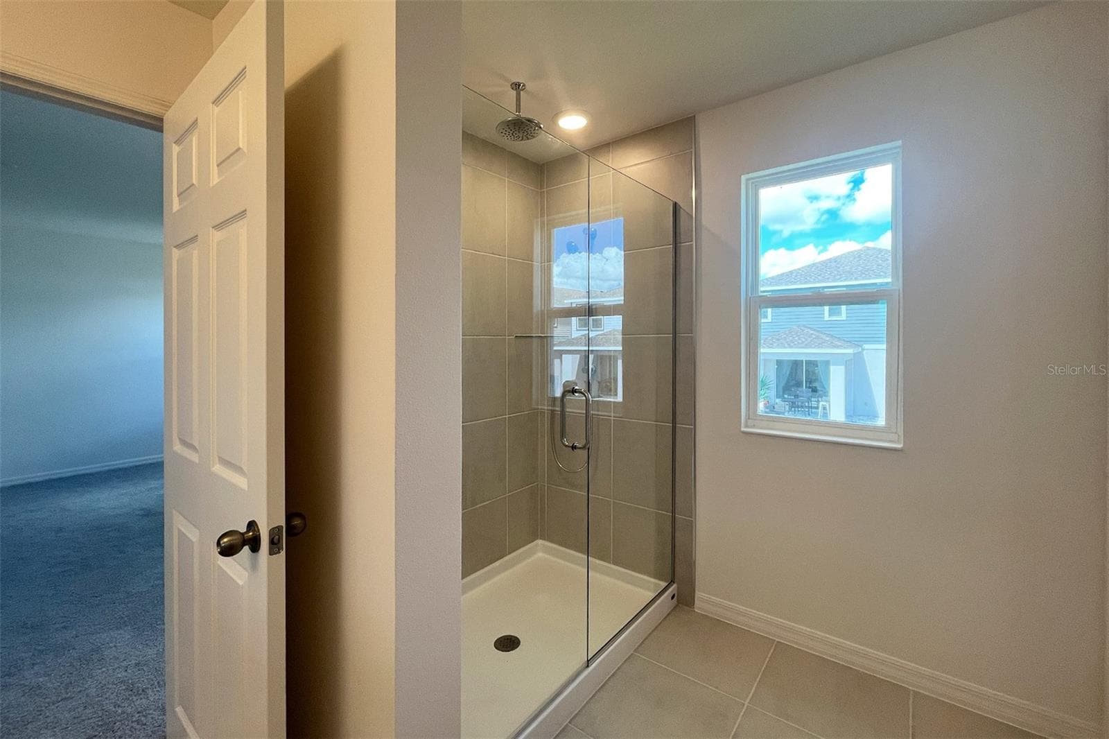 Single Family Residence at 7052 ROLLING LEAF RD, GROVELAND, photo 11 of 19