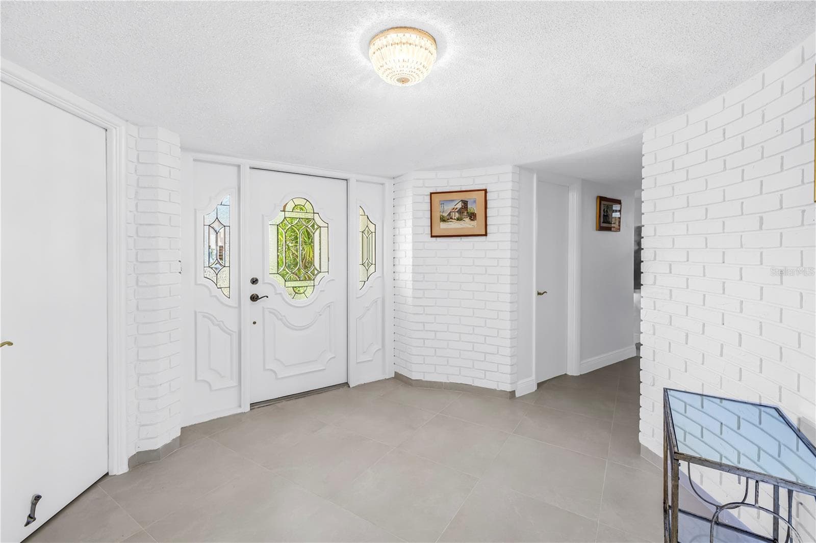 Single Family Residence at 2067 MASSACHUSETTS AVE NE, ST PETERSBURG, photo 6 of 62