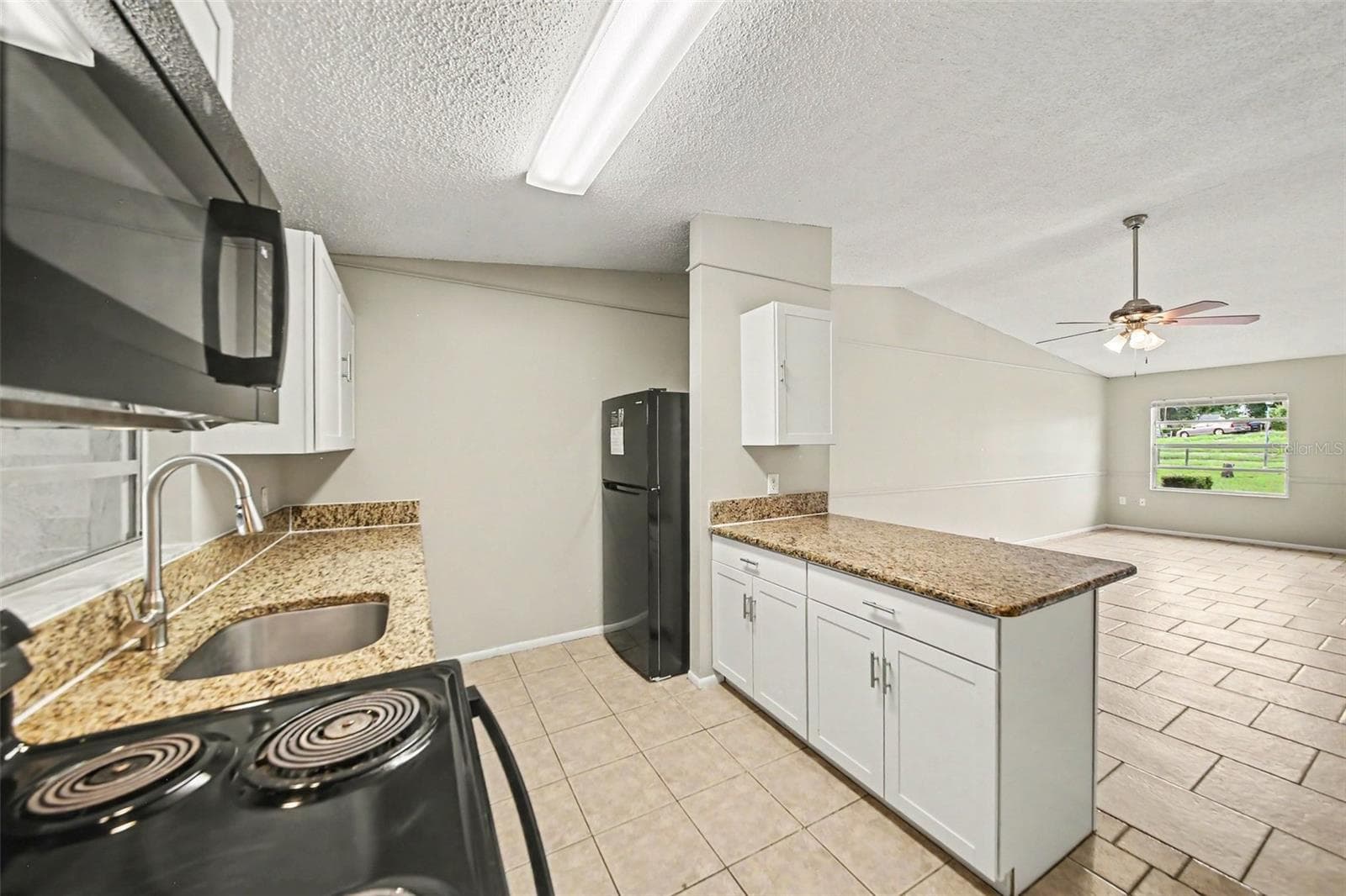 Townhouse at 1188 WOODMAN WAY, ORLANDO, photo 3 of 12