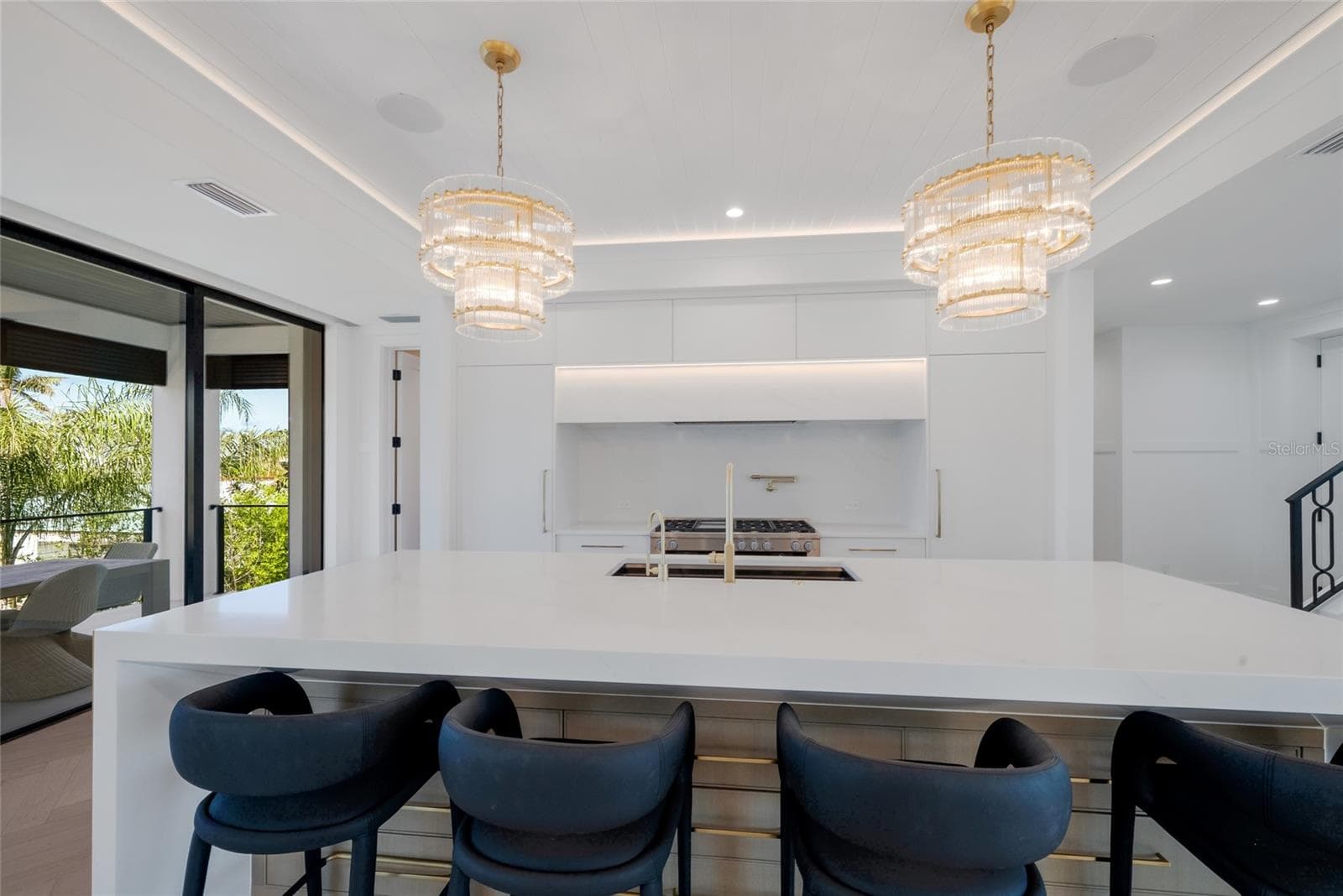 Single Family Residence at 703 S BAY BLVD, ANNA MARIA, photo 17 of 97