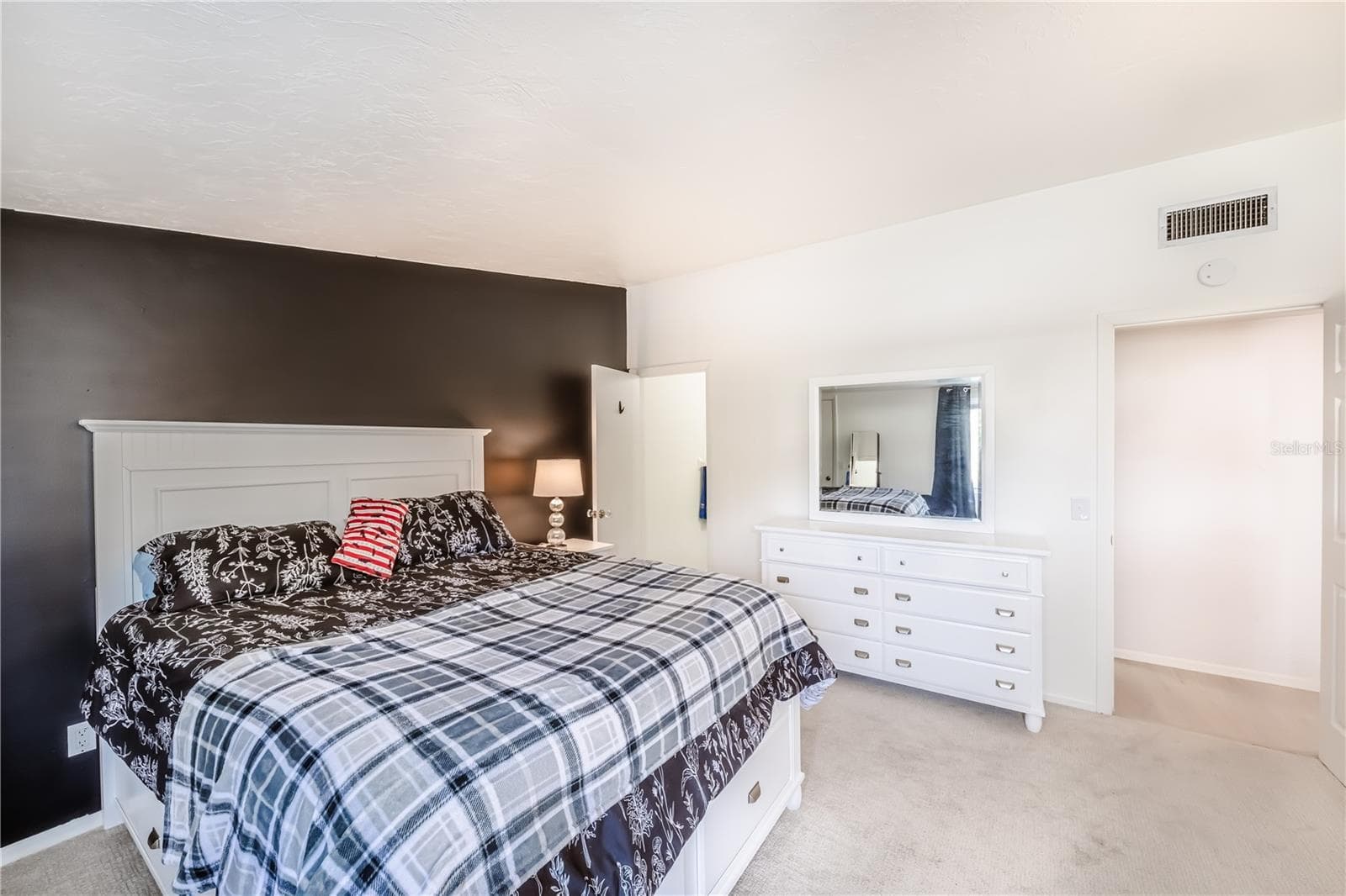 Condominium at 722 WHITE PINE TREE RD #82, VENICE, photo 14 of 31