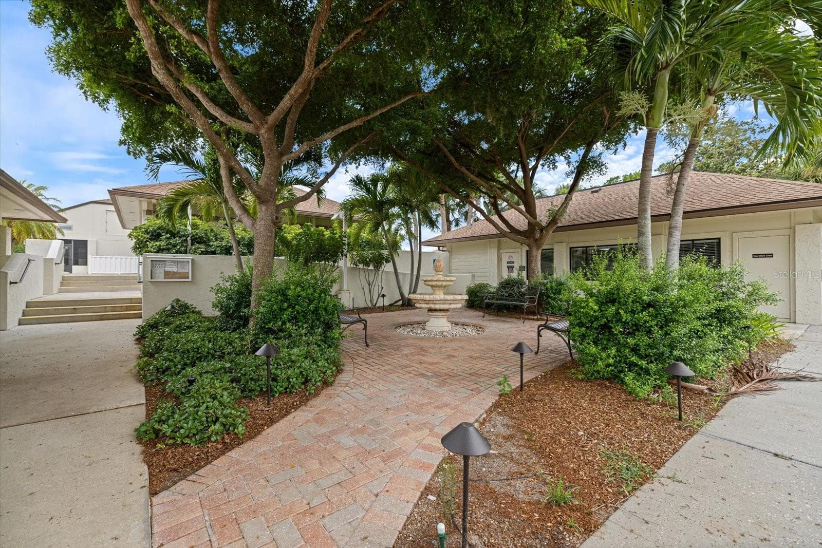 Condominium at 722 WHITE PINE TREE RD #82, VENICE, photo 27 of 31