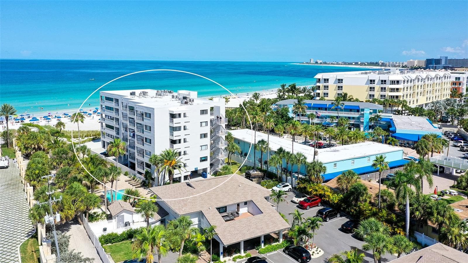 Condominium at 1001 POINT OF ROCKS RD #208, SARASOTA, photo 3 of 63