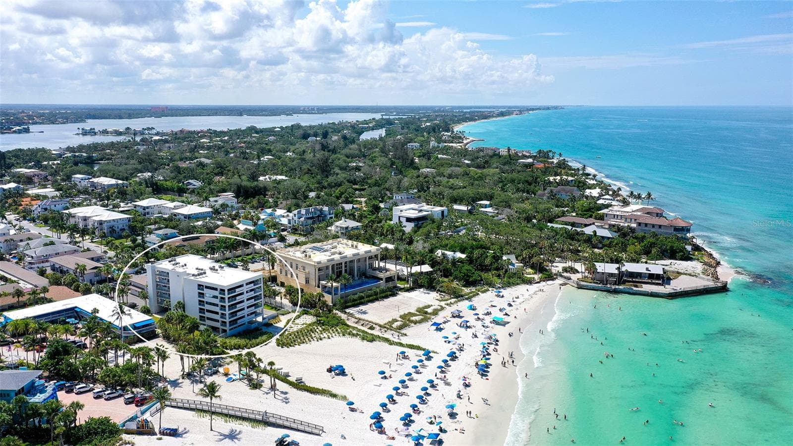 Condominium at 1001 POINT OF ROCKS RD #208, SARASOTA, photo 5 of 63