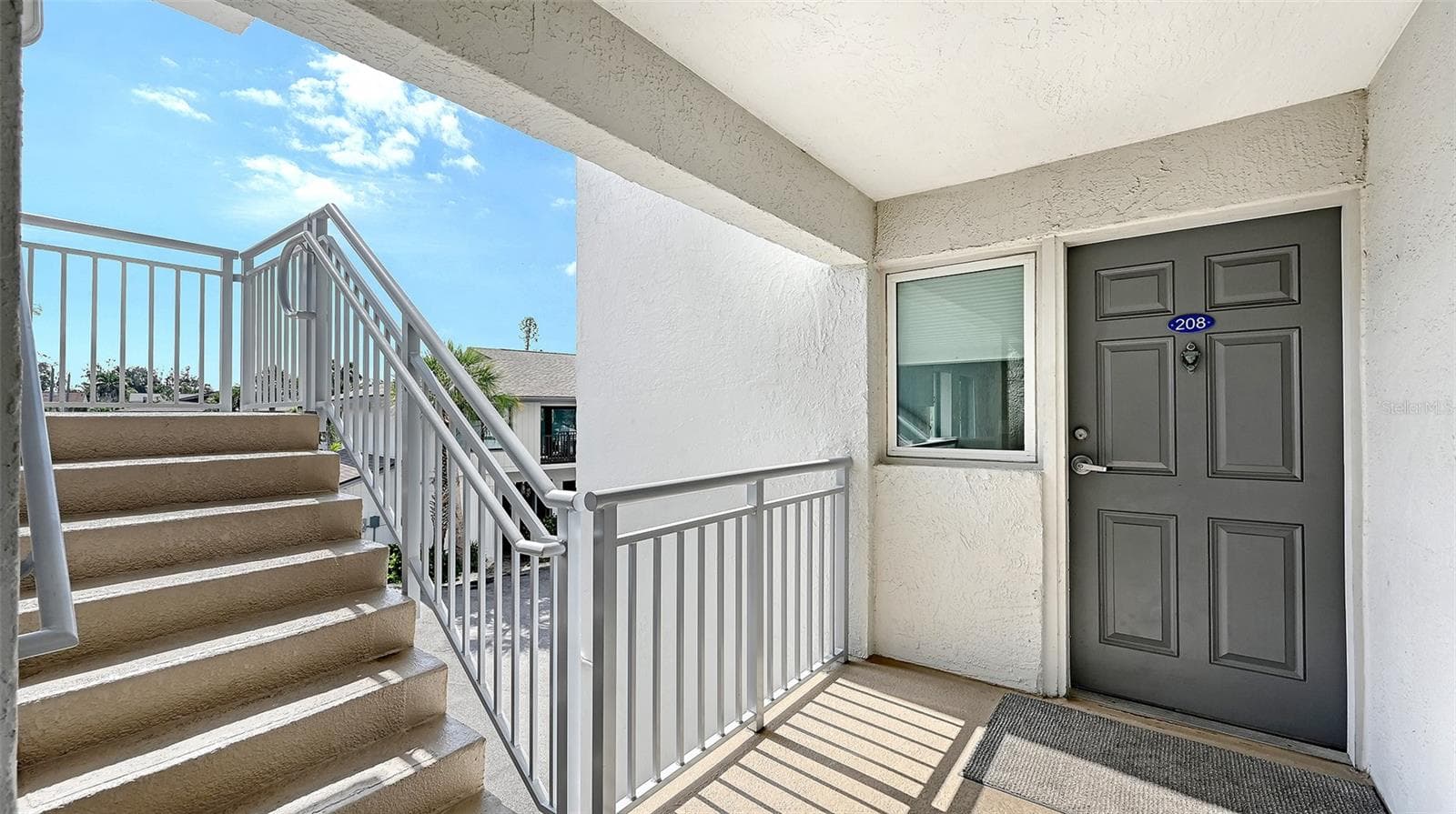 Condominium at 1001 POINT OF ROCKS RD #208, SARASOTA, photo 7 of 63